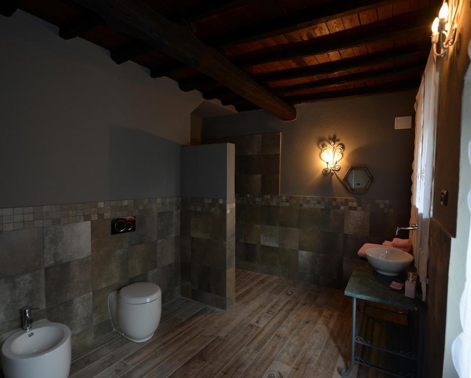 Agriturismo Gocce Di Luna チェッレ・リーグレ 部屋 写真
