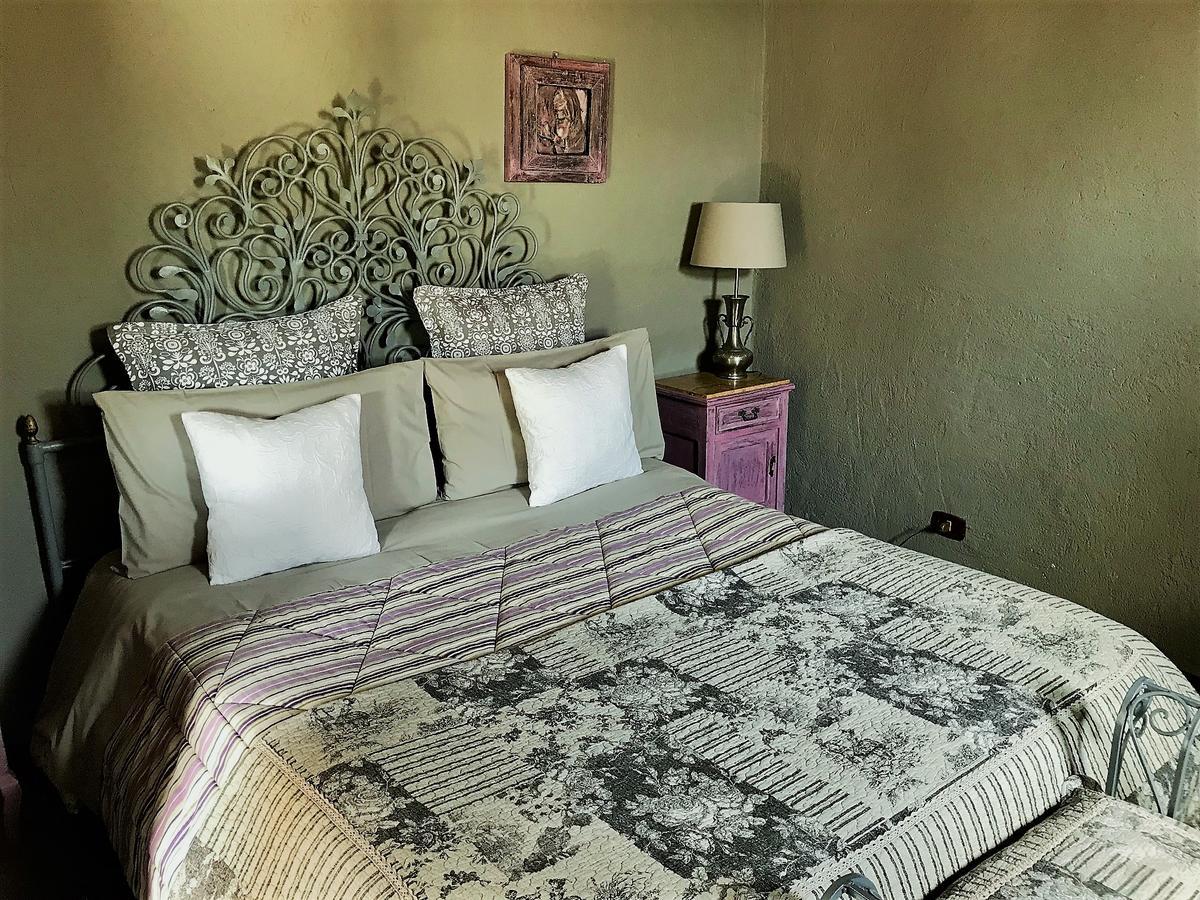Agriturismo Gocce Di Luna チェッレ・リーグレ エクステリア 写真