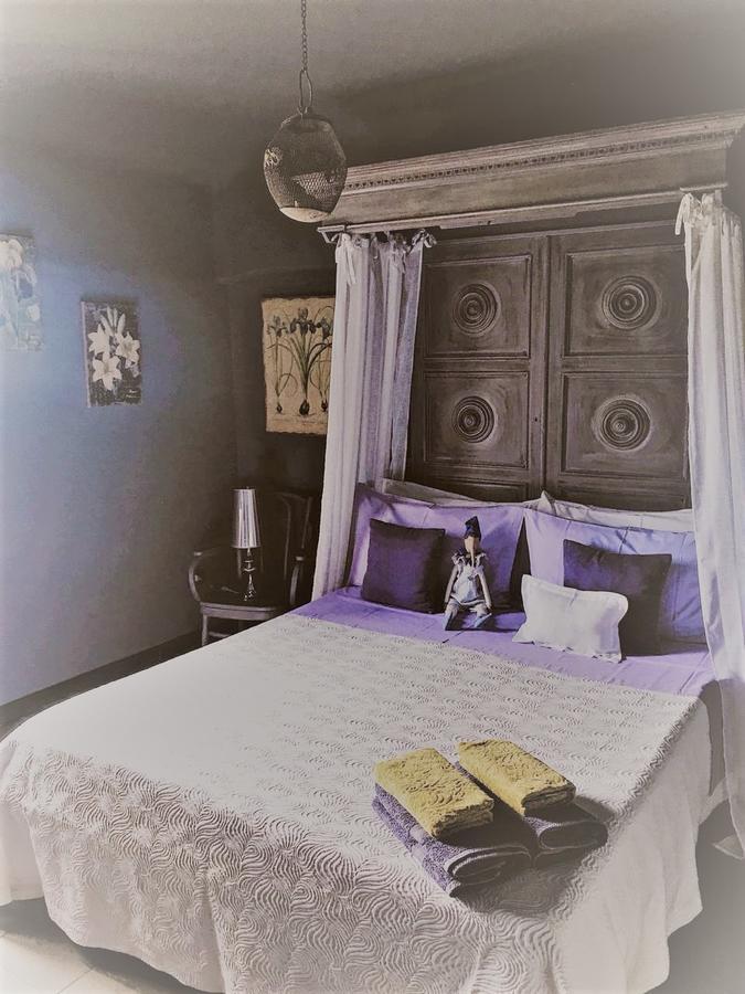 Agriturismo Gocce Di Luna チェッレ・リーグレ エクステリア 写真