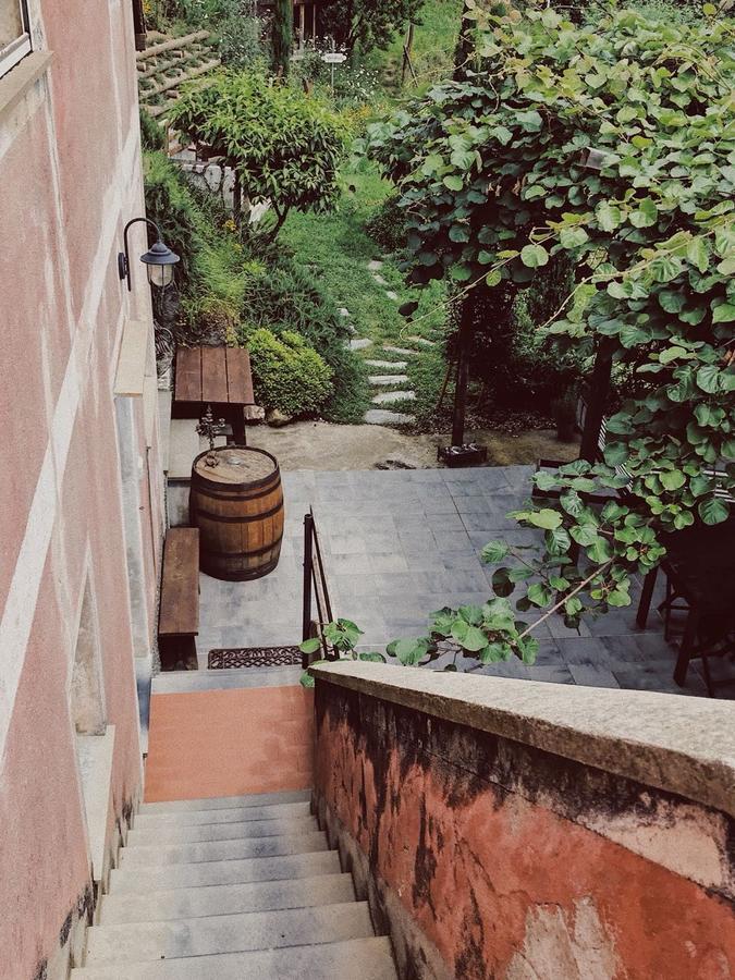 Agriturismo Gocce Di Luna チェッレ・リーグレ エクステリア 写真